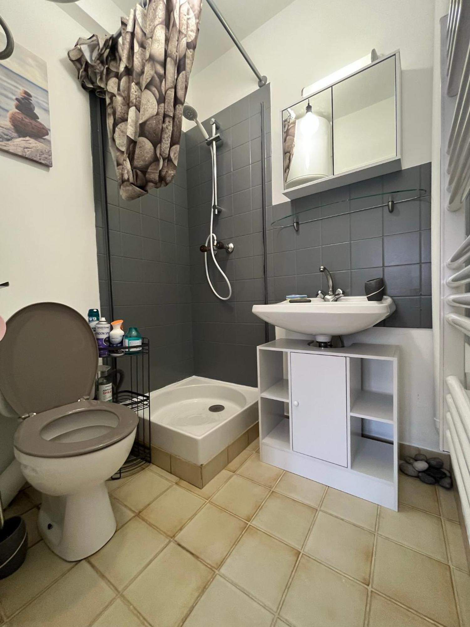Studio Dijon Entre Centre Ville Et Facultes Екстериор снимка