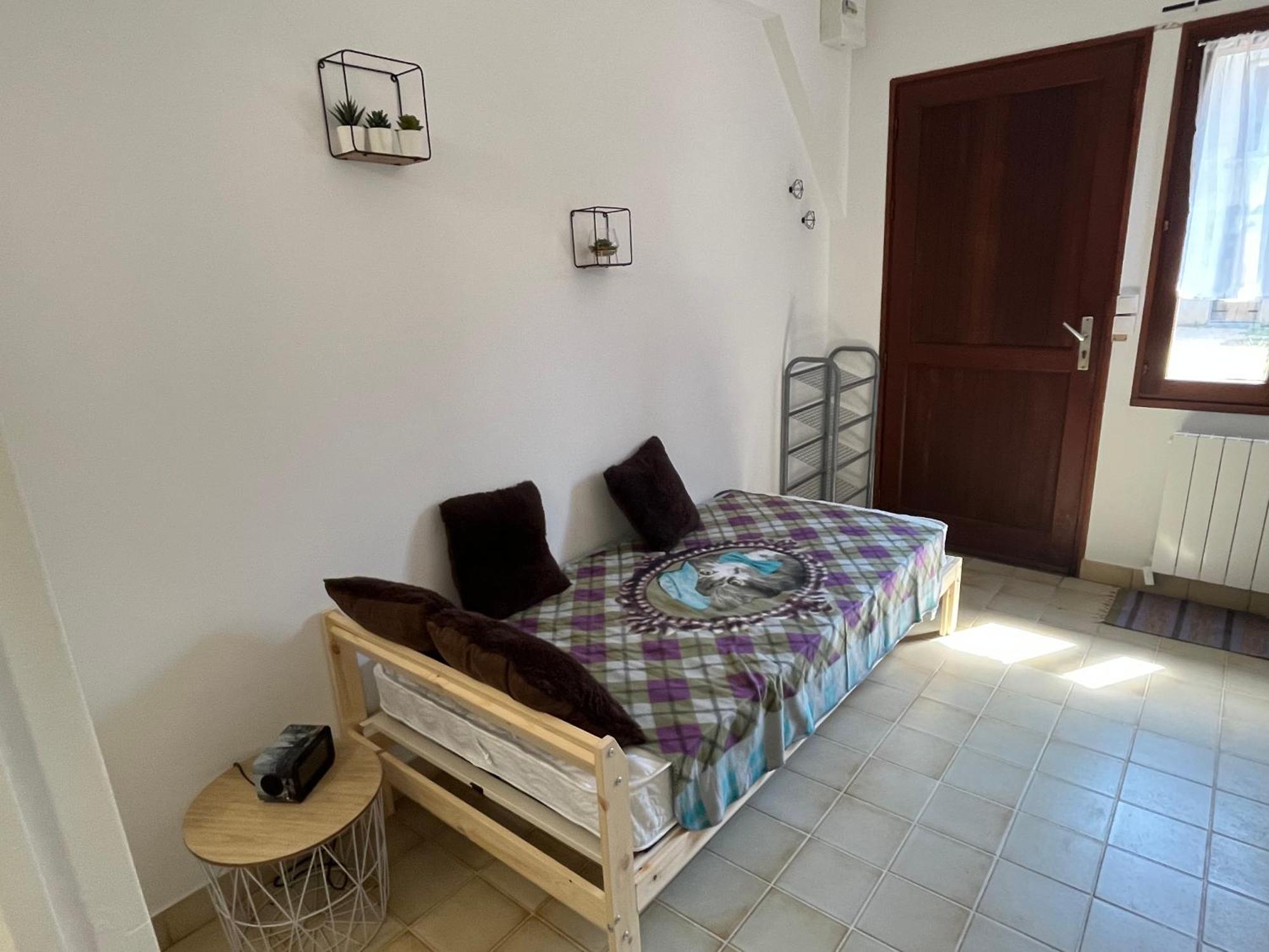 Studio Dijon Entre Centre Ville Et Facultes Екстериор снимка